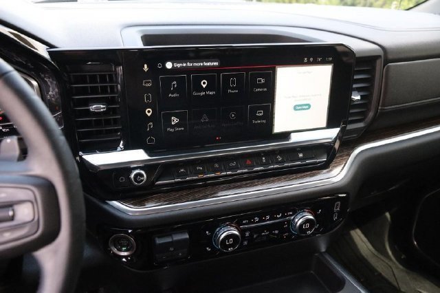 Used 2025 GMC Sierra 1500 Elevation w/ Elevation Premium Package AWD/4WD image 14