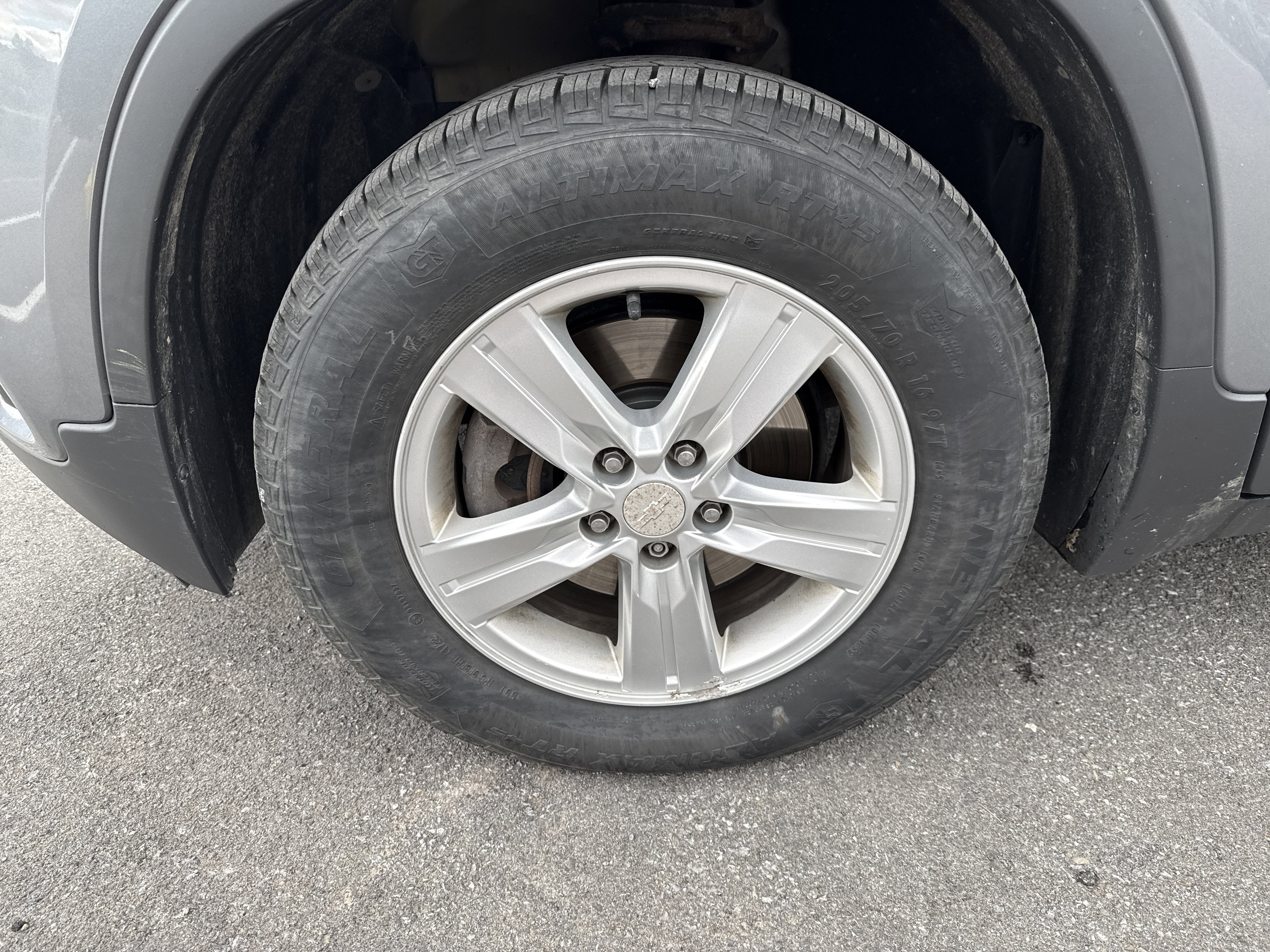 Used 2020 Chevrolet Trax LS w/ Tint and Cruise Package image 11