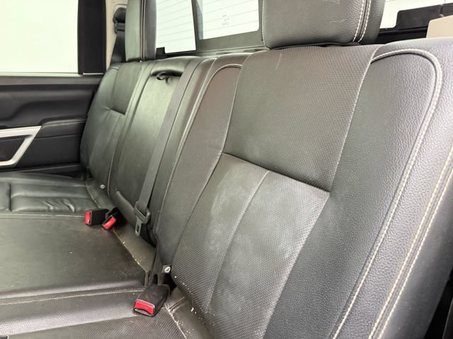 Used 2019 Nissan Titan PRO-4X w/ Pro-4x Convenience Package AWD/4WD image 13