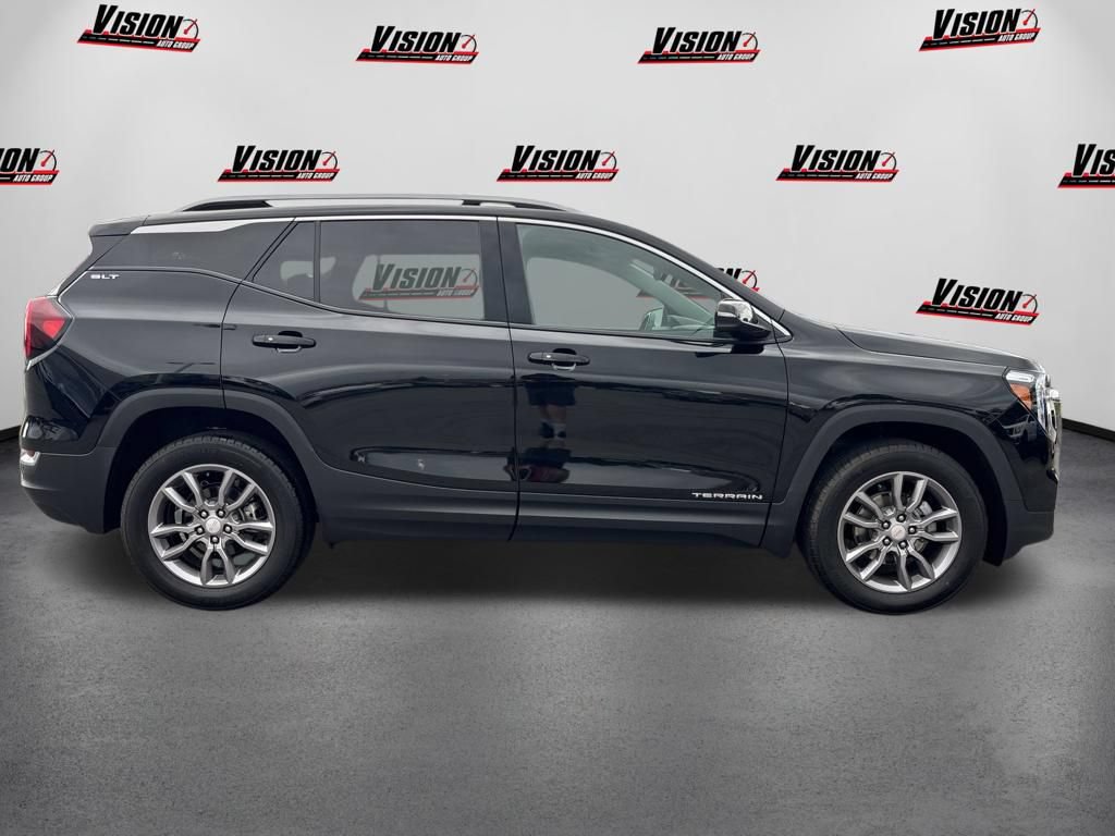 Used 2023 GMC Terrain SLT AWD/4WD image 4