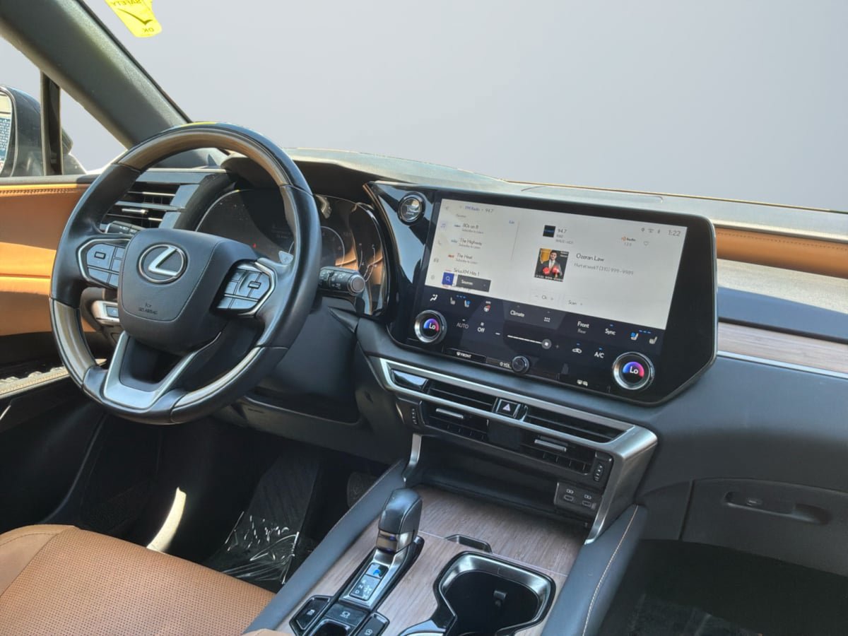 Used 2023 Lexus RX 350 Premium Plus w/ Cold Area Package FWD image 14