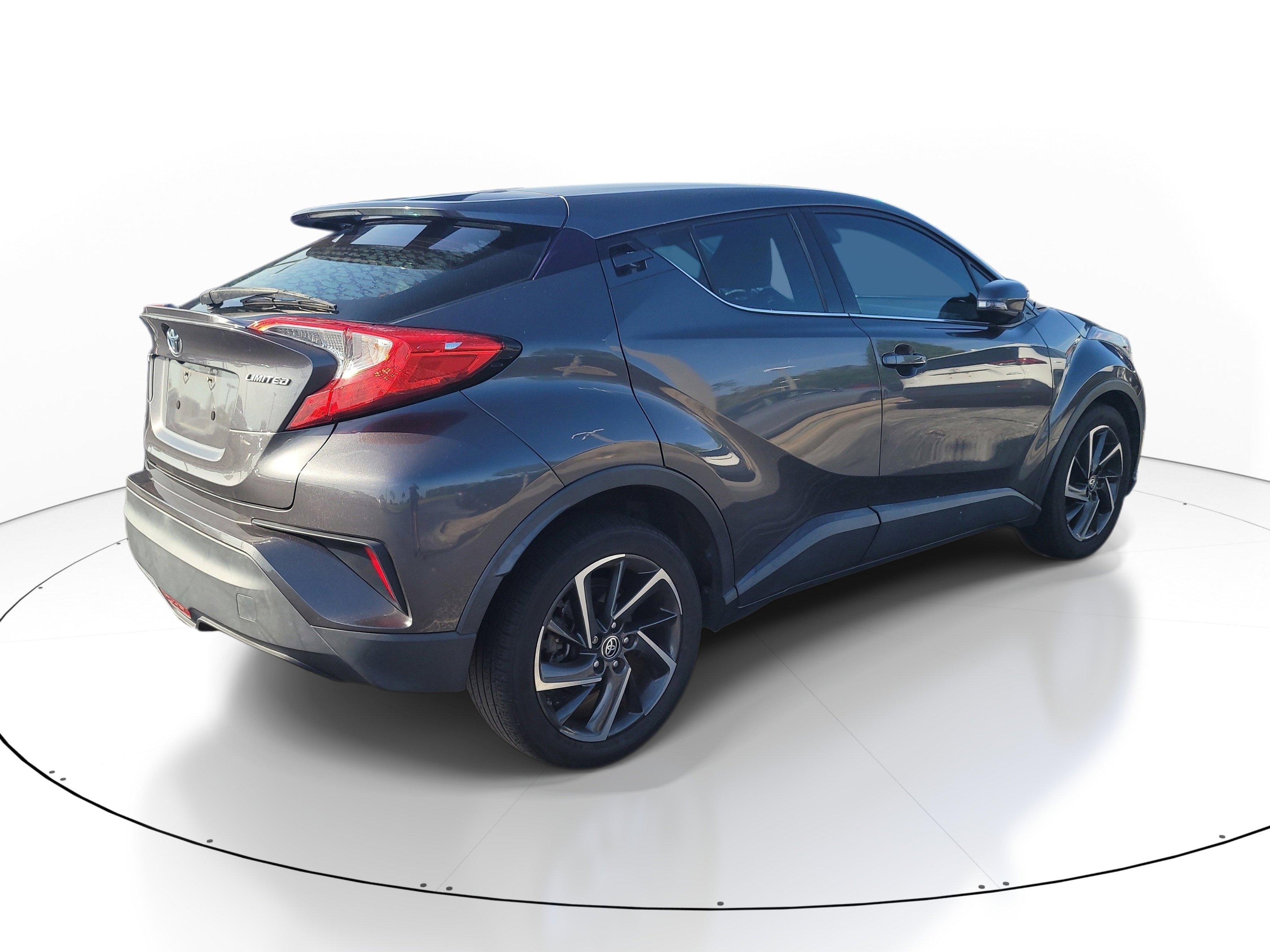 Used 2021 Toyota C-HR Limited FWD image 7