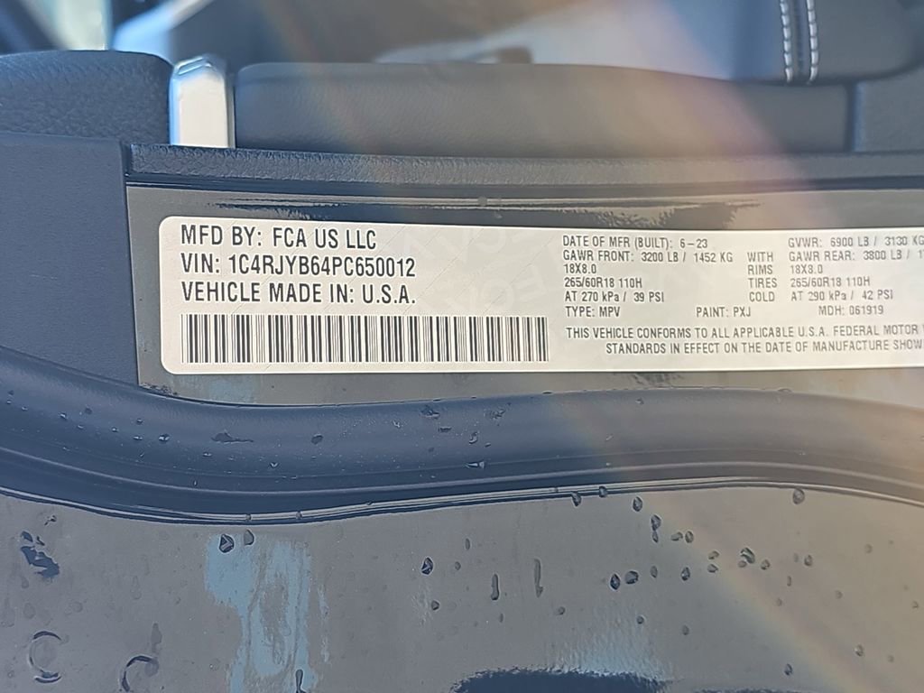 Used 2023 Jeep Grand Cherokee 4WD 4xe image 39