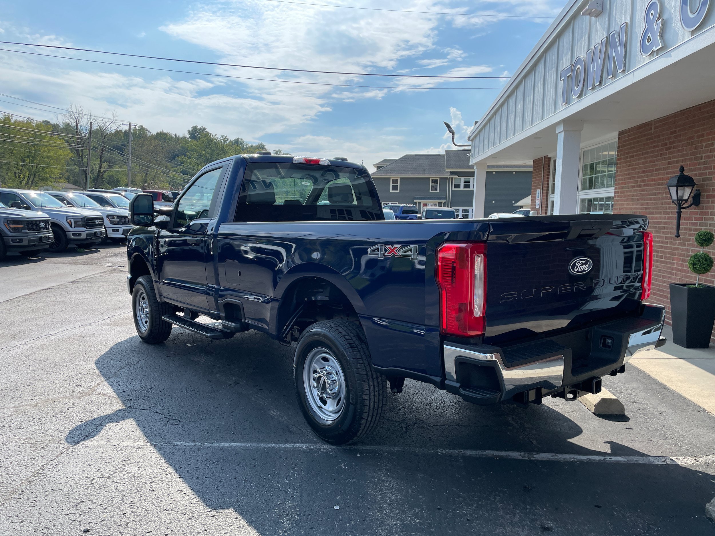 New 2027 Ford F250 XL w/ XL Chrome Package AWD/4WD image 7