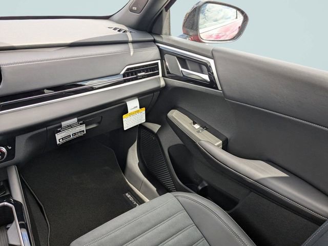 New 2026 Mitsubishi Outlander LE FWD image 16