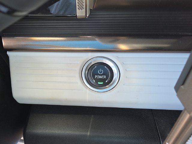 Certified 2025 GMC Hummer EV 3X AWD/4WD image 31