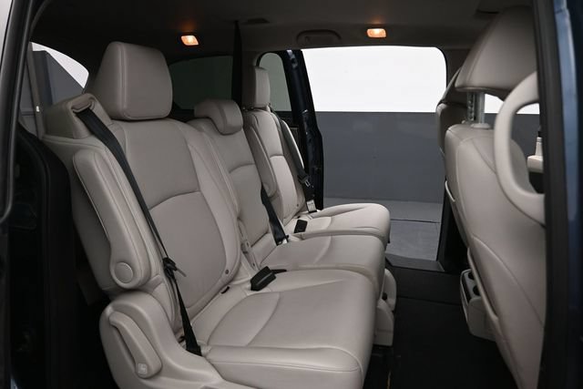 Used 2025 Honda Odyssey EX-L image 19