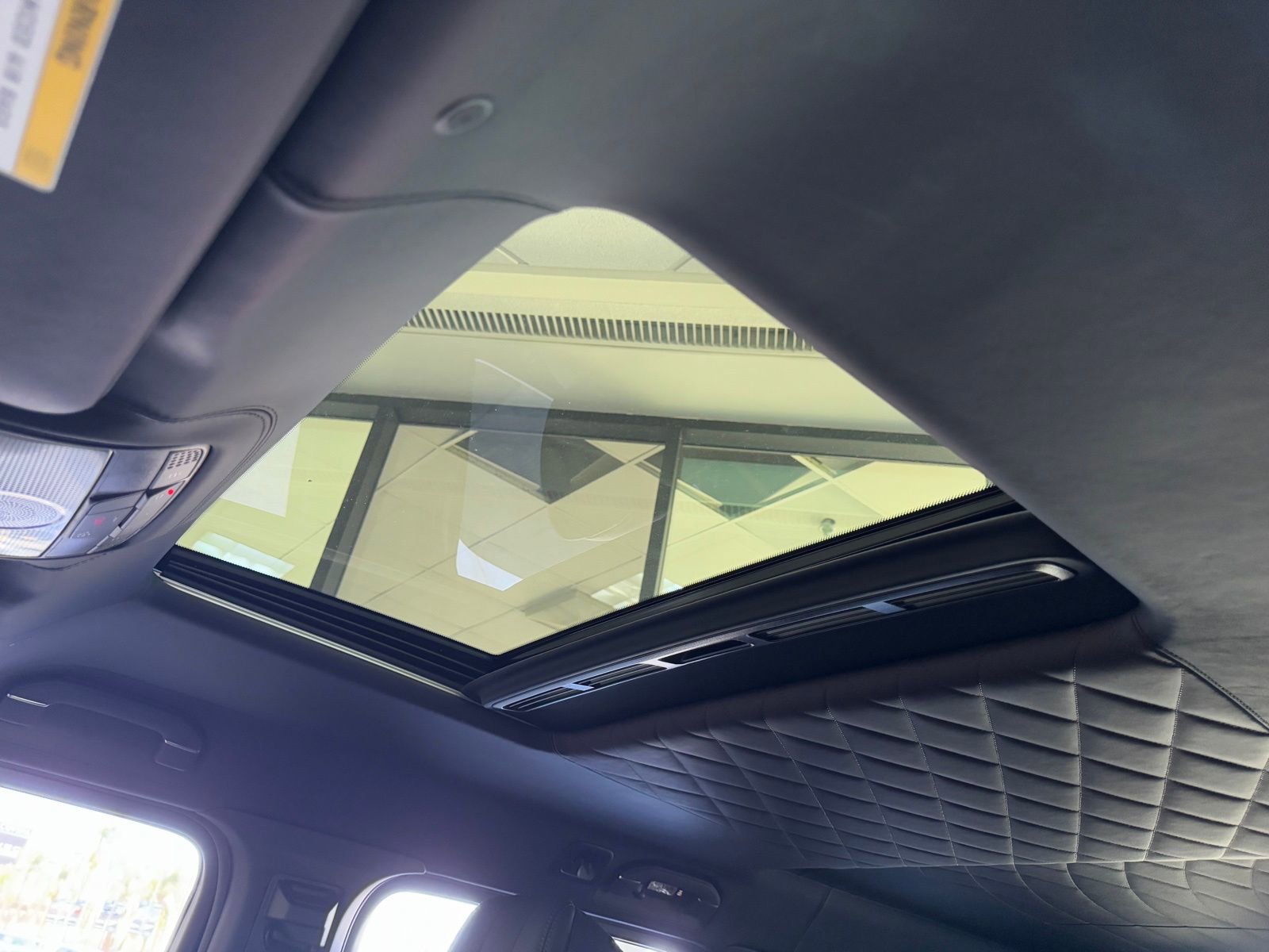 Used 2024 Mercedes-Benz G 550 image 13