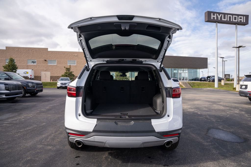 Used 2025 Chevrolet Blazer LT image 10