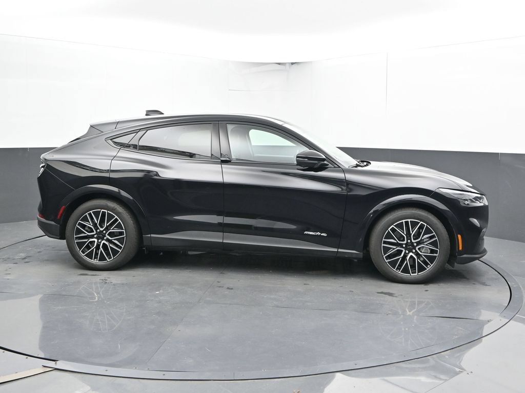 Used 2025 Ford Mustang Mach-E Premium AWD/4WD image 4