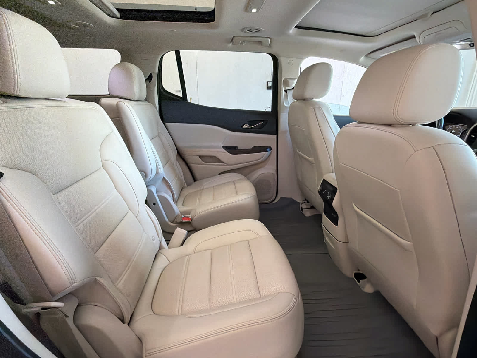 Used 2022 GMC Acadia Denali w/ LPO, Floor Liner Package FWD image 35