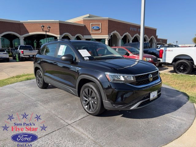 Used 2024 Volkswagen Taos S FWD image 1