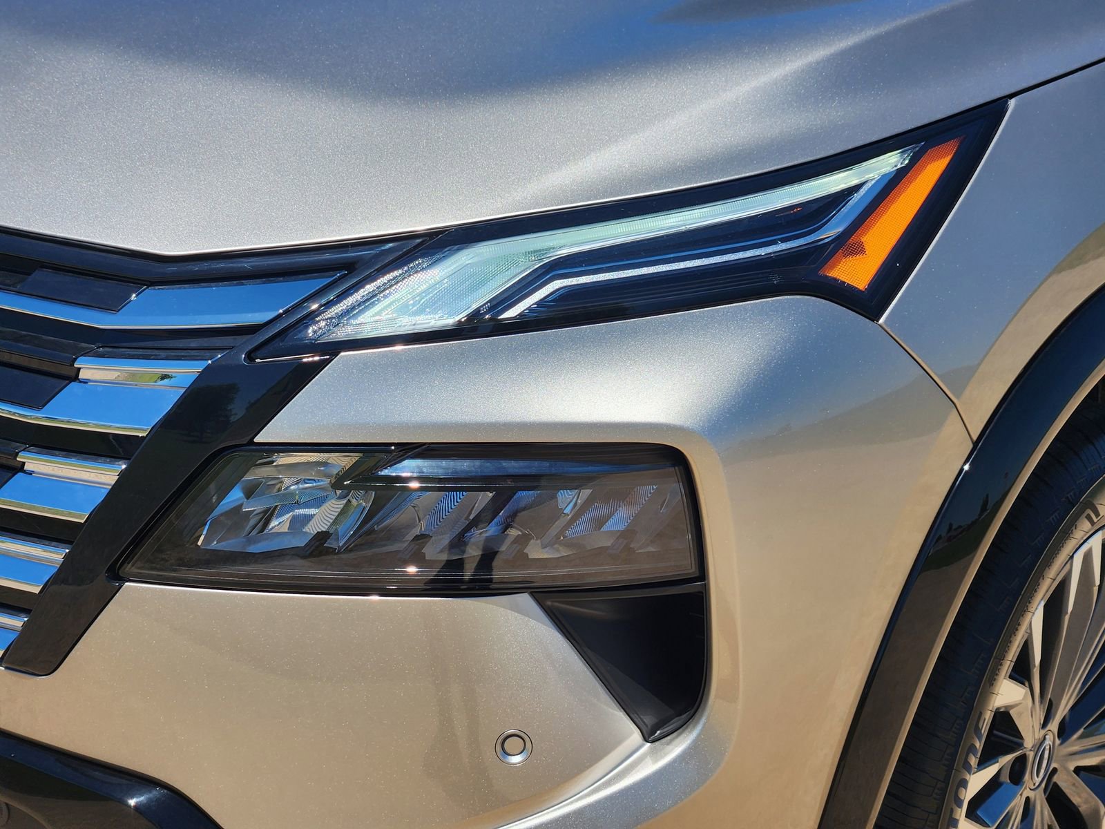 New 2026 Nissan Rogue Platinum AWD/4WD image 9