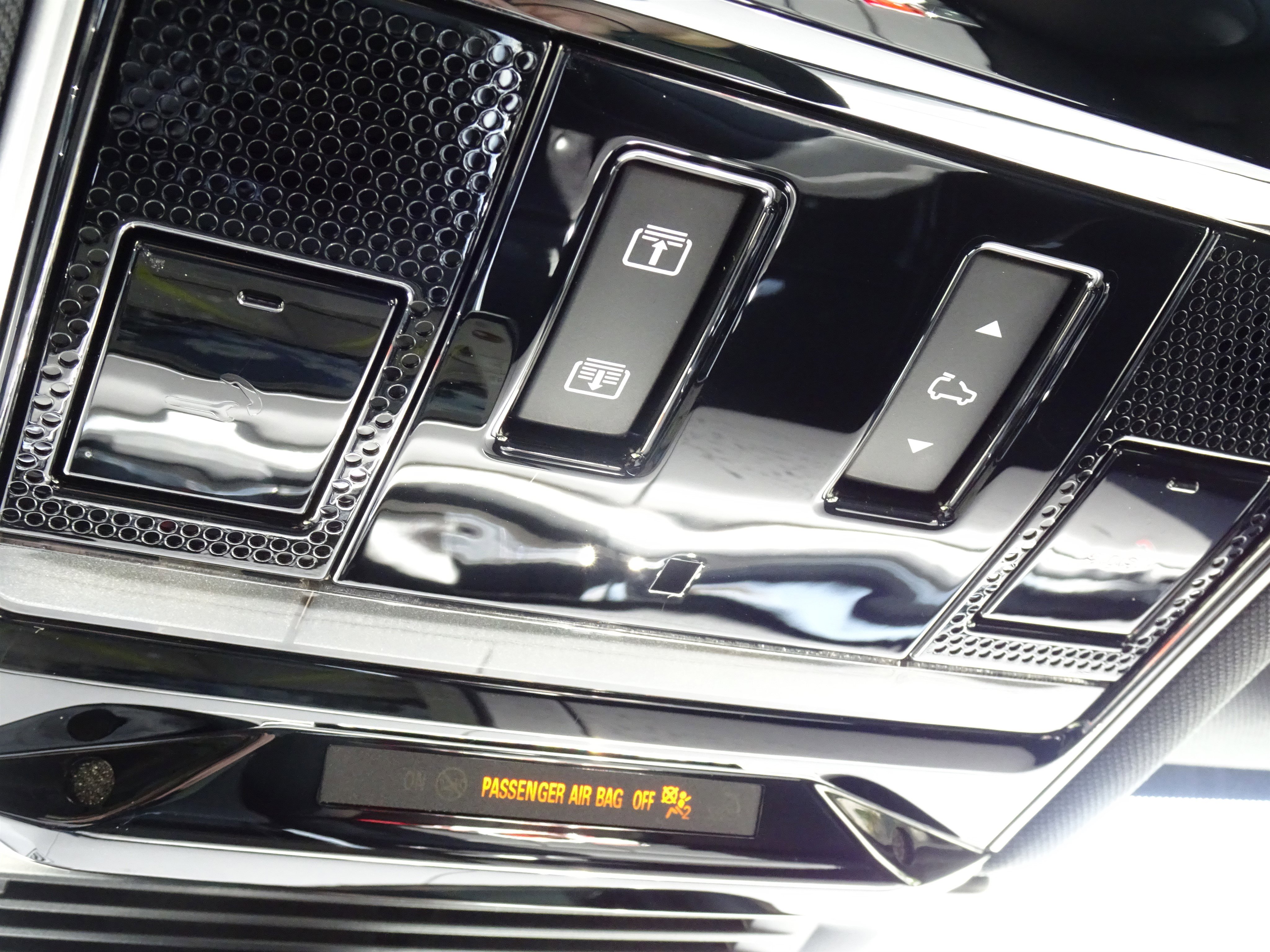 New 2026 Land Rover Range Rover Sport SE AWD/4WD image 30