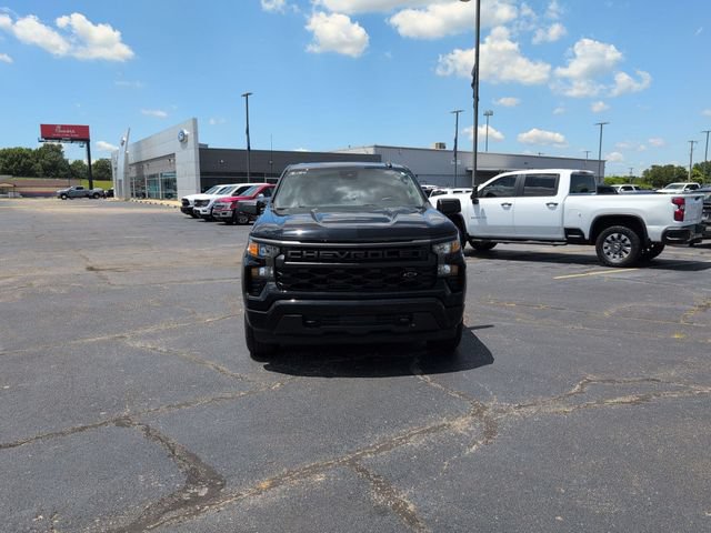 Used 2023 Chevrolet Silverado 1500 Custom w/ LPO, Dark Essentials Package AWD/4WD image 2