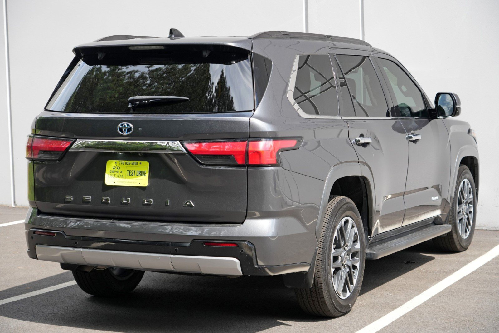 Used 2023 Toyota Sequoia Limited AWD/4WD image 55