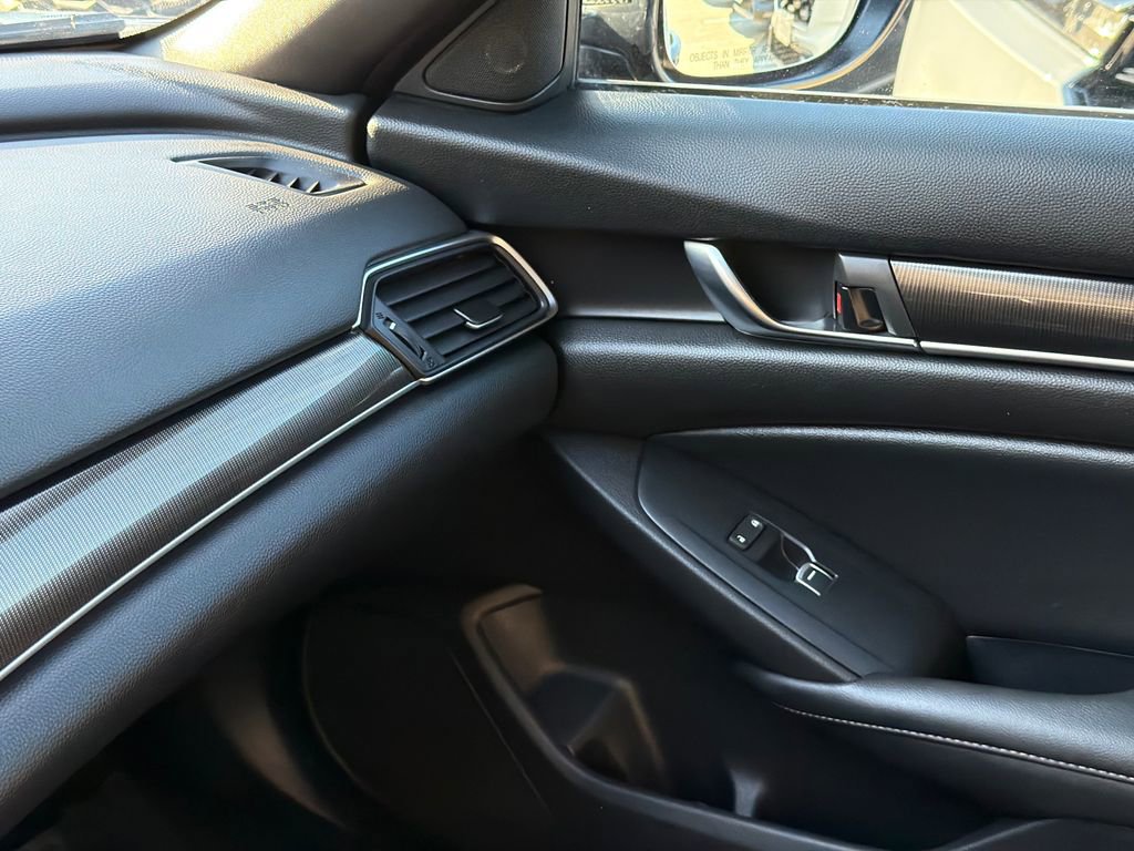 Used 2021 Honda Accord Sport image 29
