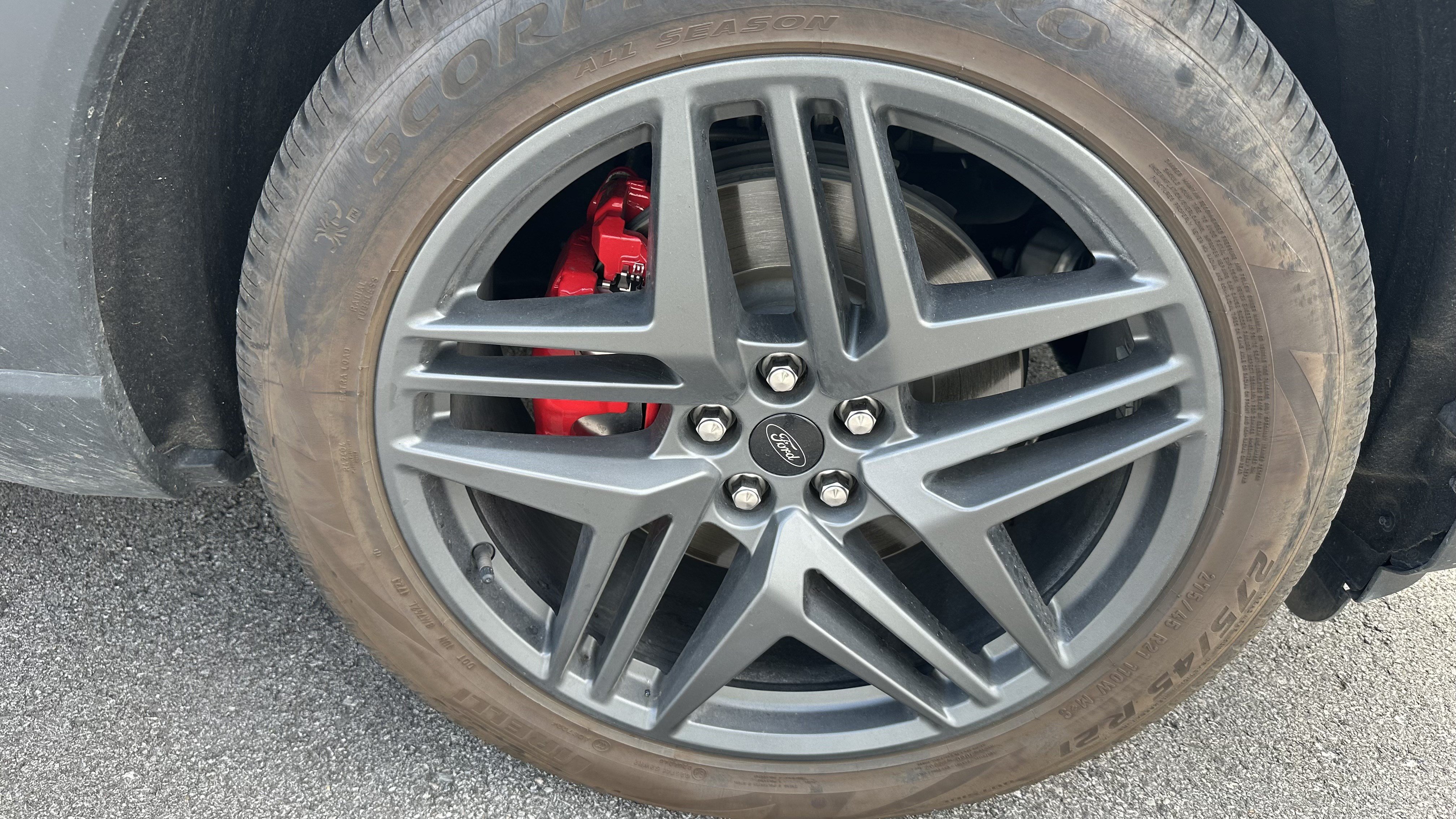 Used 2025 Ford Explorer ST AWD/4WD image 15