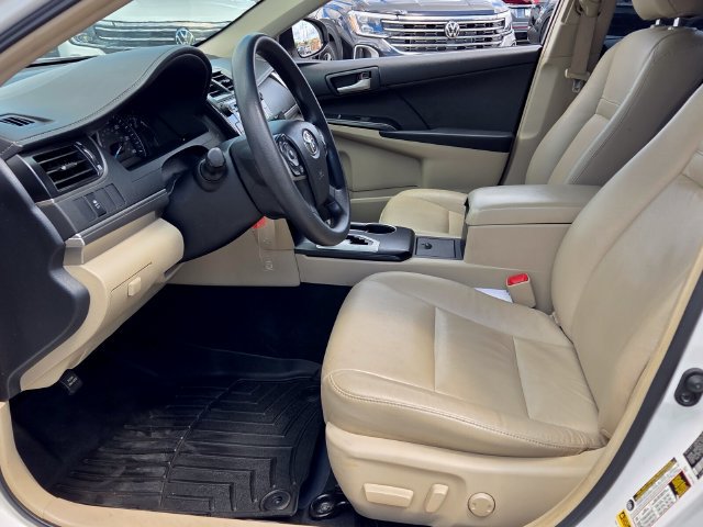 Used 2012 Toyota Camry LE FWD image 5