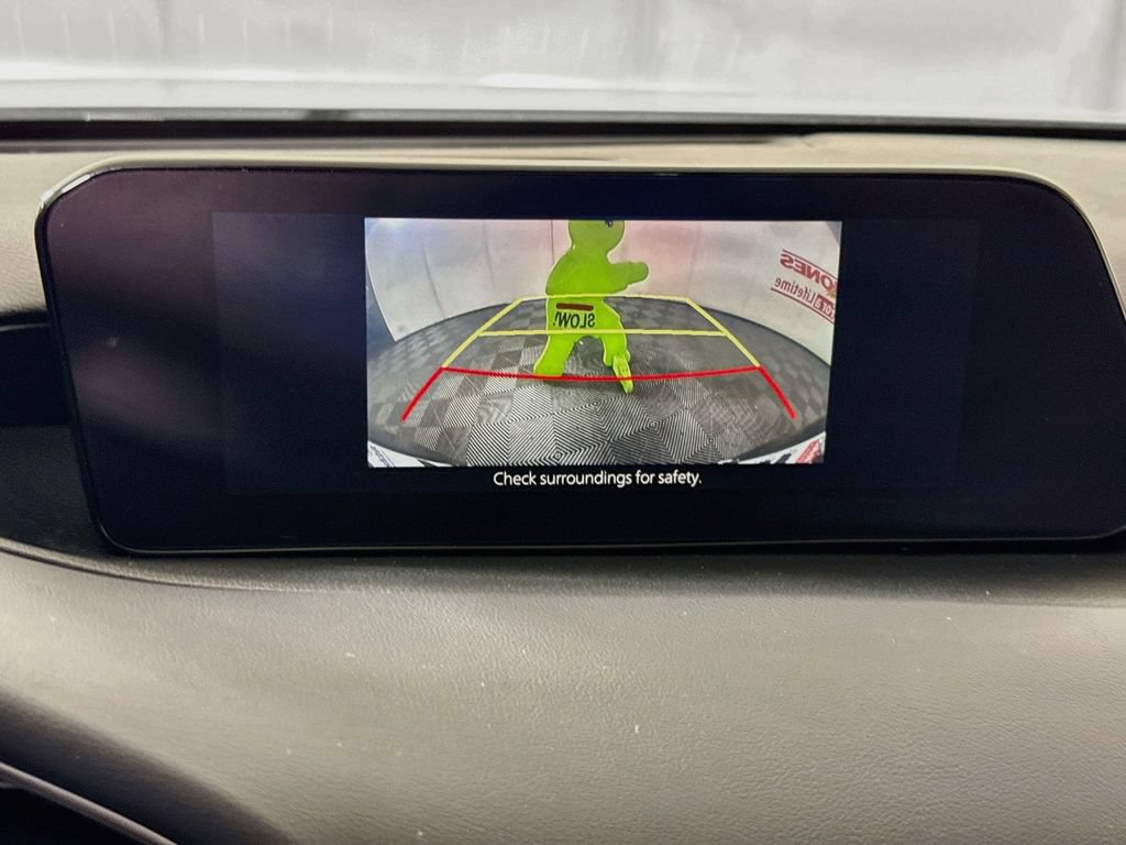 Used 2022 MAZDA MAZDA3 s FWD image 5