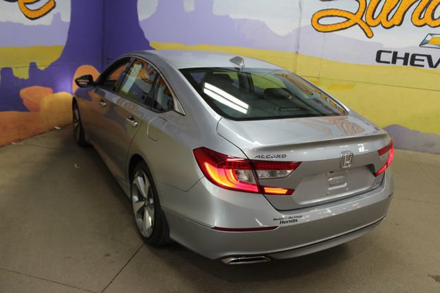 Used 2018 Honda Accord Touring image 6