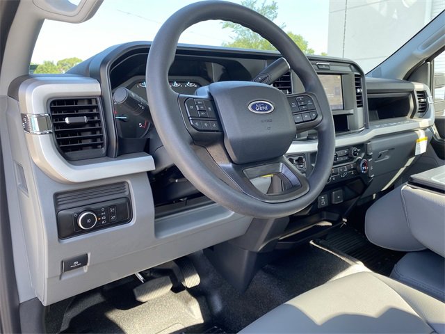 New 2025 Ford F600 4x4 Regular Cab Super Duty w/ XL Chrome Package image 14