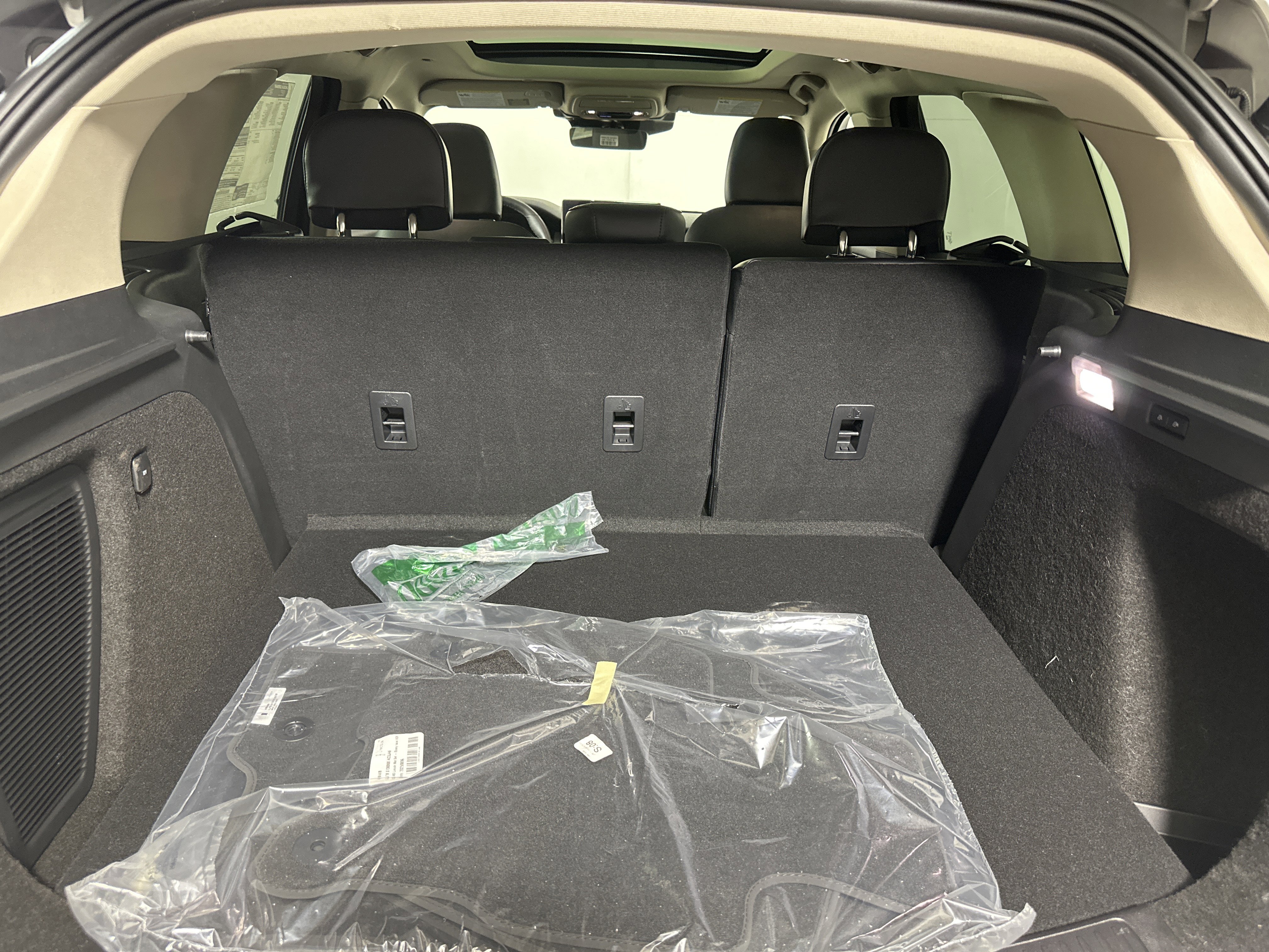 New 2026 Lincoln Corsair Reserve image 24