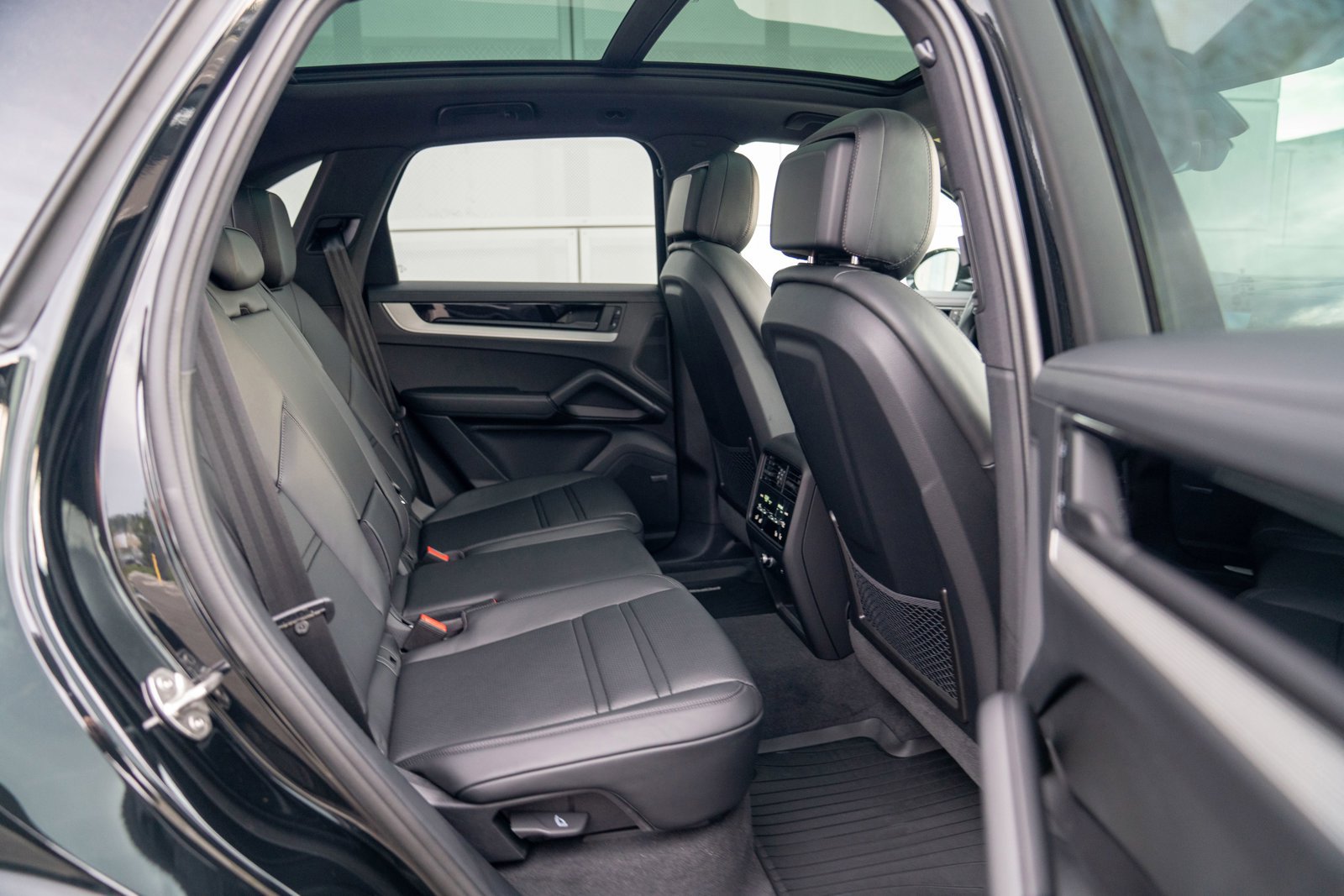 New 2026 Porsche Cayenne AWD/4WD image 23