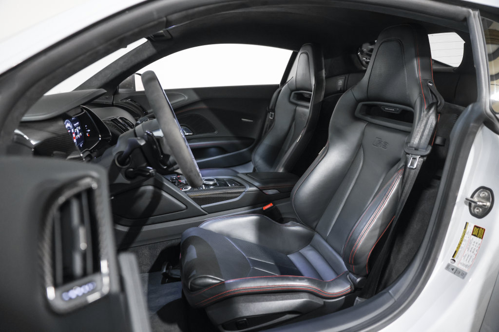Used 2018 Audi R8 V10 plus AWD/4WD image 31