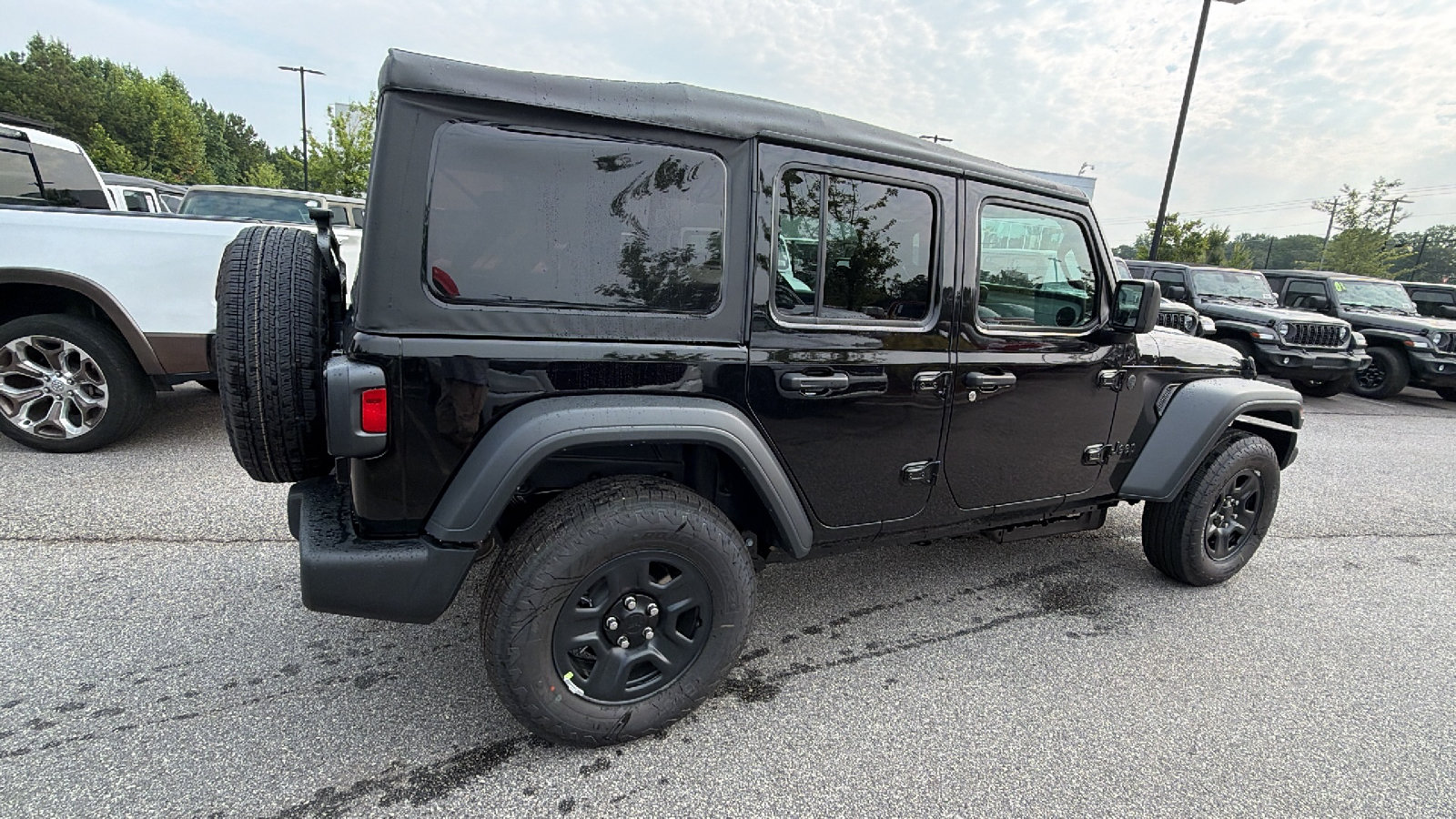 New 2026 Jeep Wrangler Unlimited Sport AWD/4WD image 8