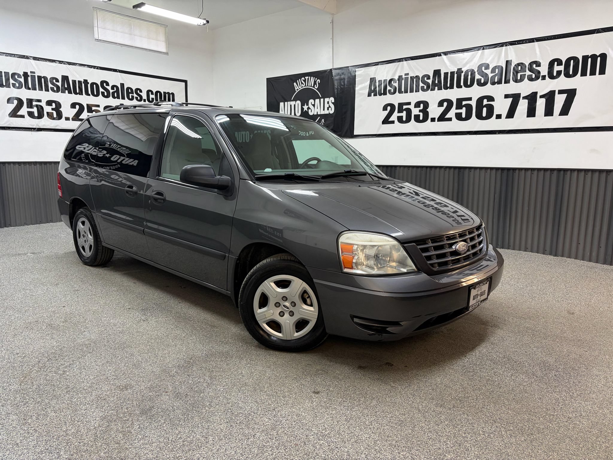 Used 2005 Ford Freestar SE
