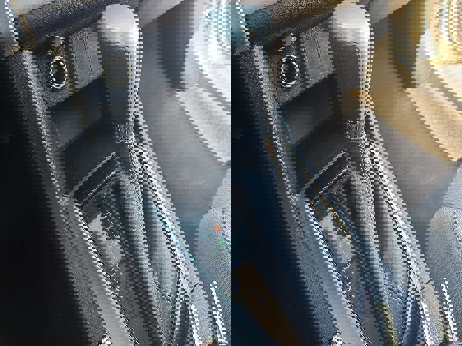 Used 2017 Toyota Corolla LE image 28