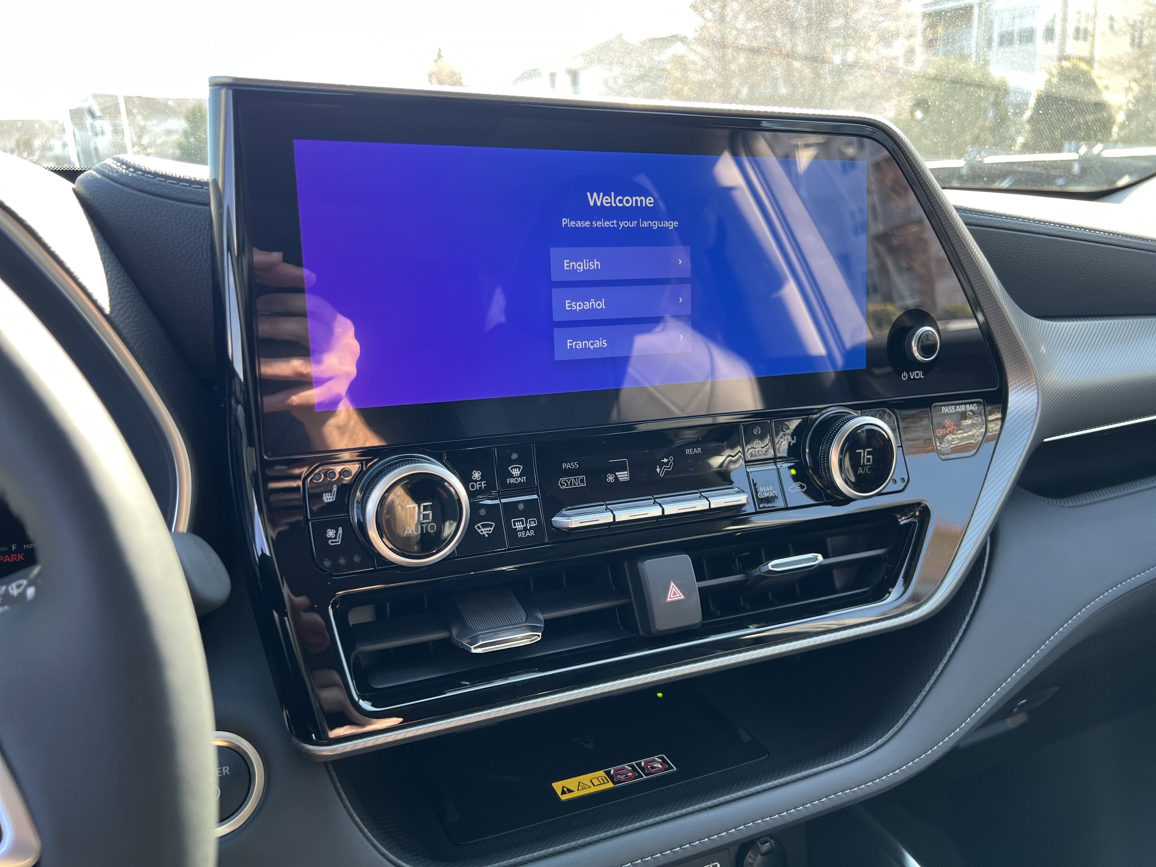 New 2026 Toyota Highlander Platinum image 23