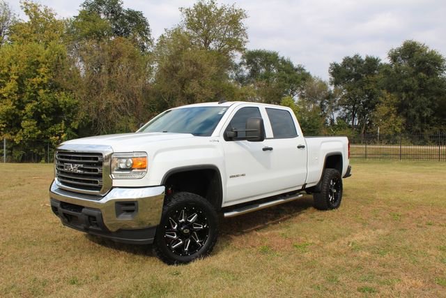 Used 2017 GMC Sierra 2500 4x4 Crew Cab image 2