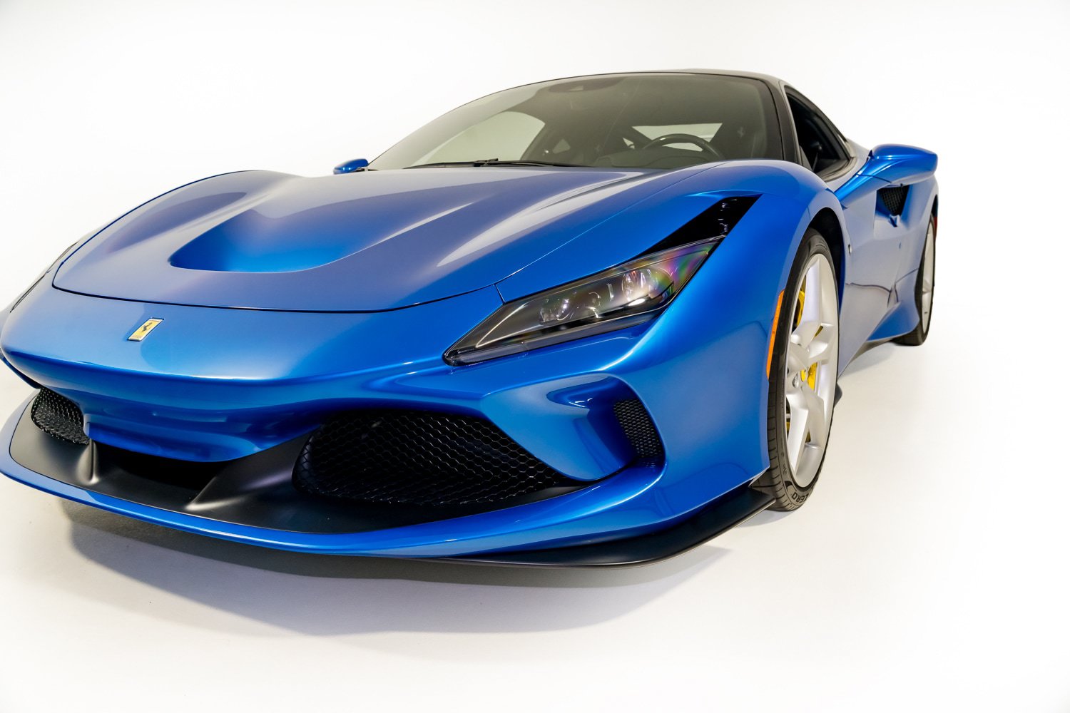 Certified 2022 Ferrari F8 Tributo RWD image 35