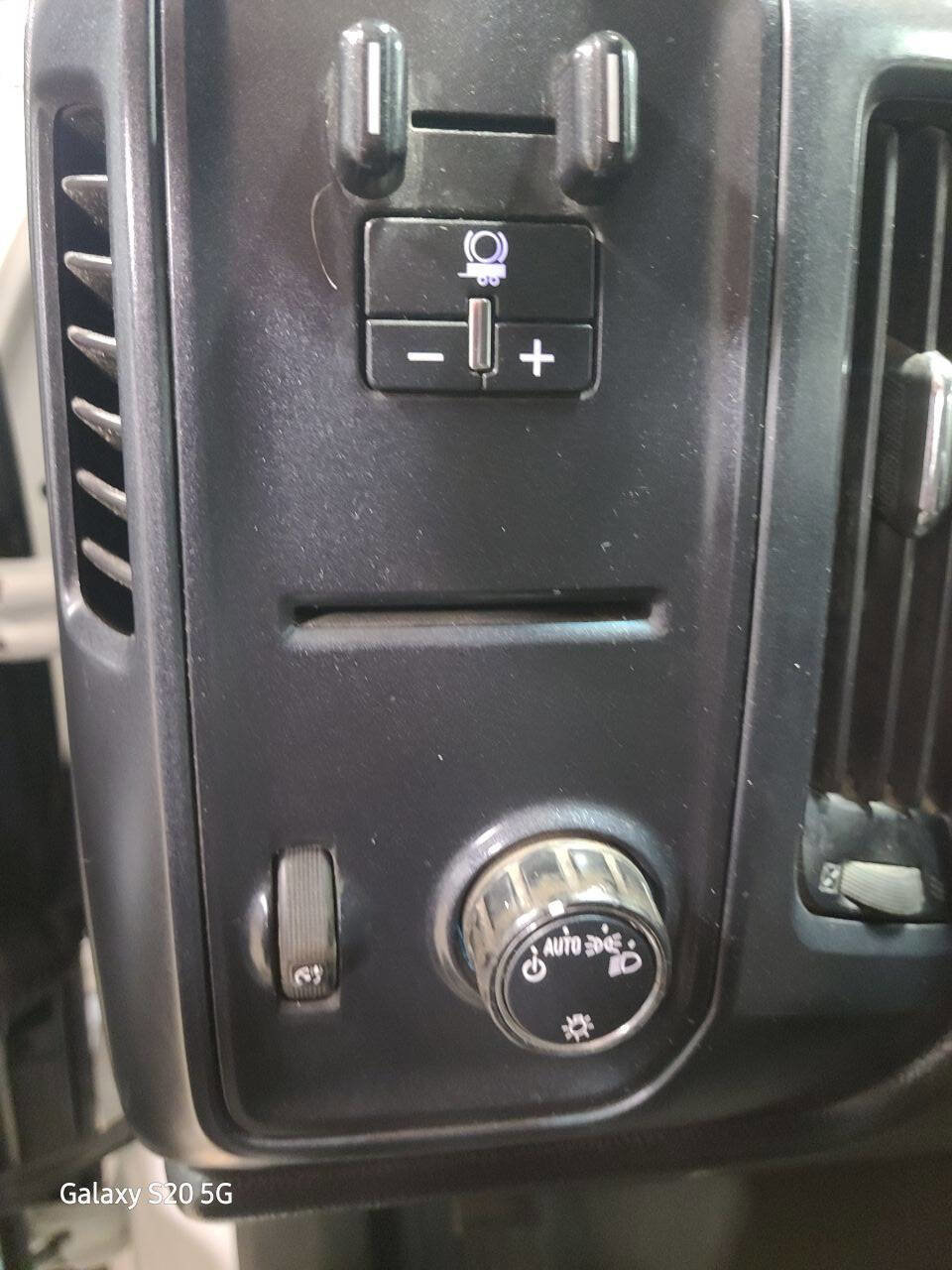 Used 2017 Chevrolet Silverado 2500 W/T image 25