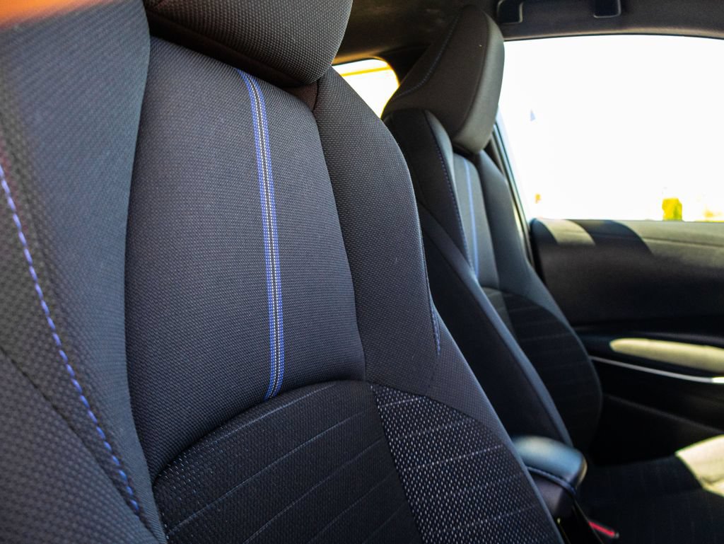 Used 2022 Toyota Corolla SE w/ Carpet Mat Package (TMS) FWD image 18