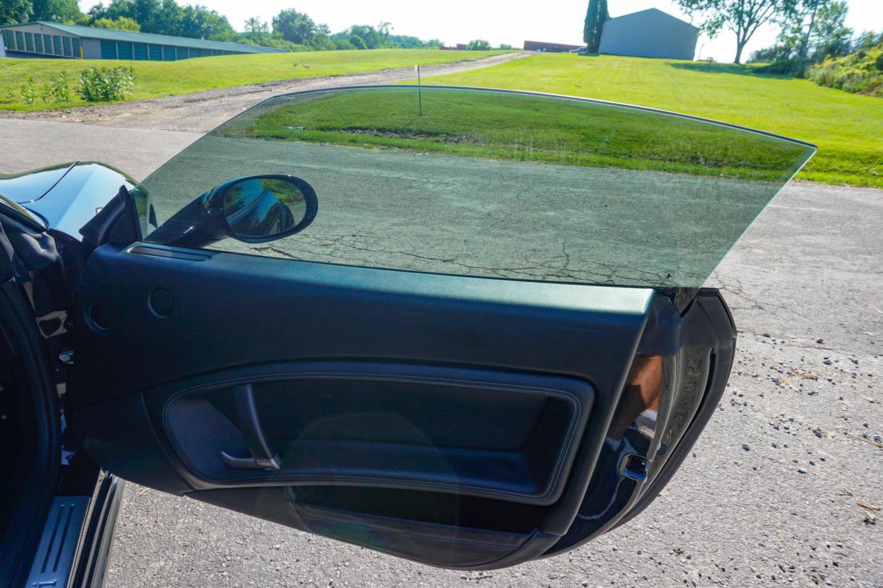 Used 2011 Ferrari California RWD image 44