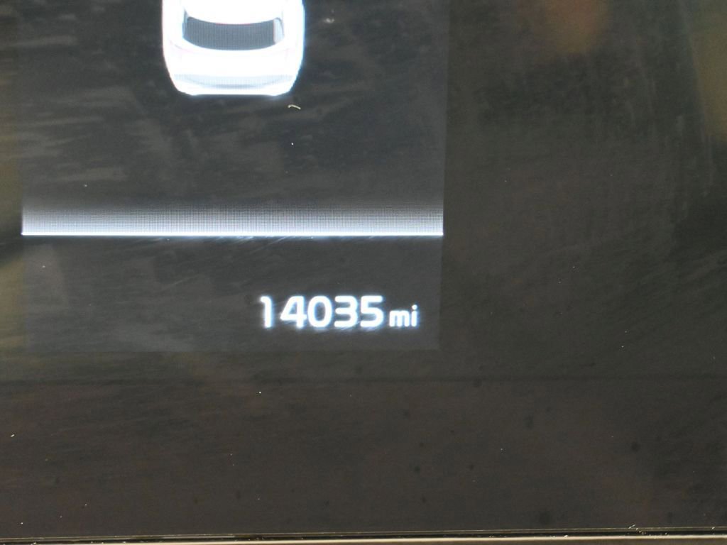 Used 2023 Kia Sportage EX image 16