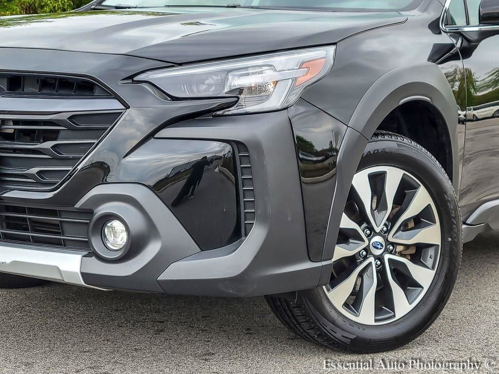 Used 2023 Subaru Outback Limited XT AWD/4WD image 3