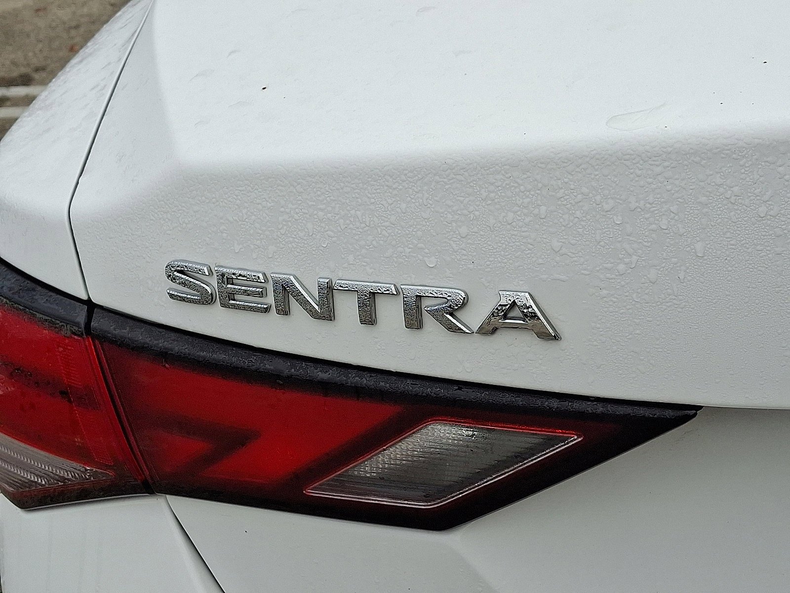 Certified 2024 Nissan Sentra SV FWD image 29