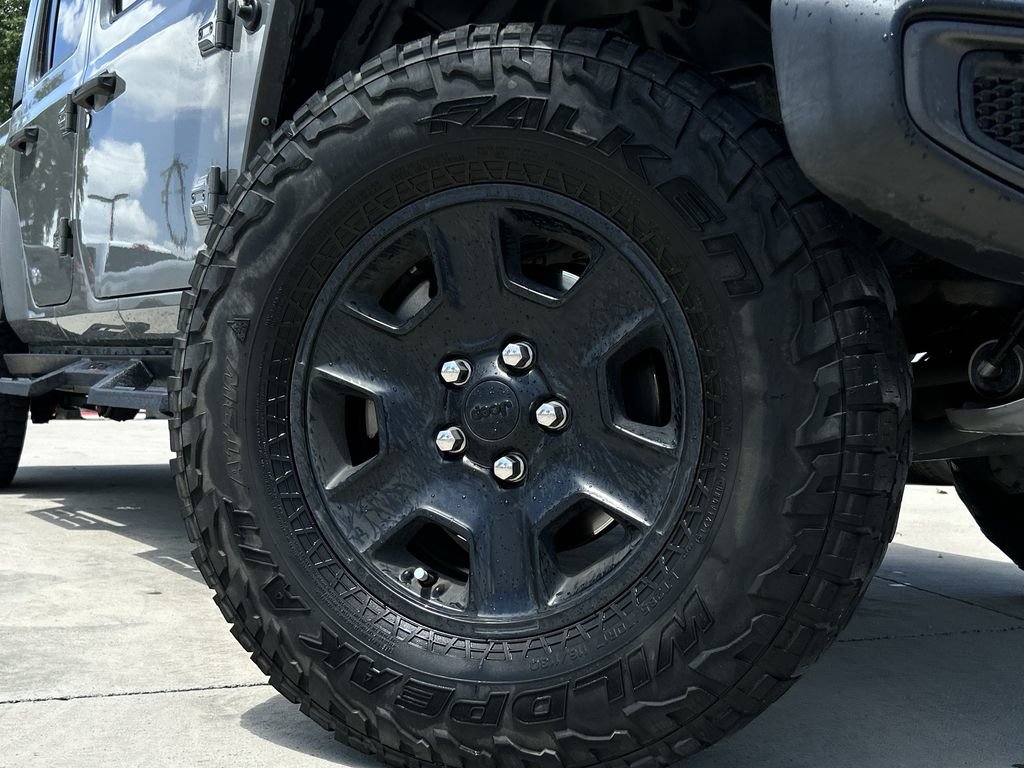 Used 2021 Jeep Gladiator Mojave w/ Trailer Tow Package AWD/4WD image 9