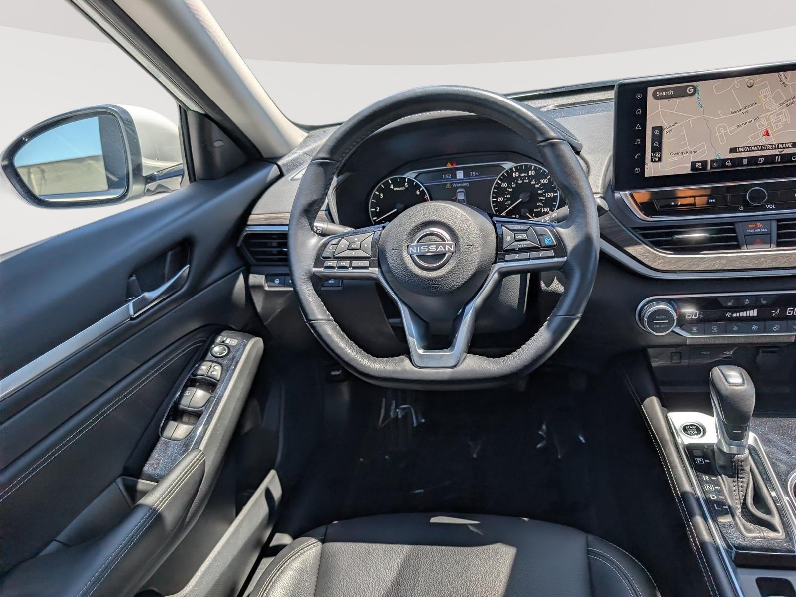 Used 2023 Nissan Altima 2.5 SL AWD/4WD image 17