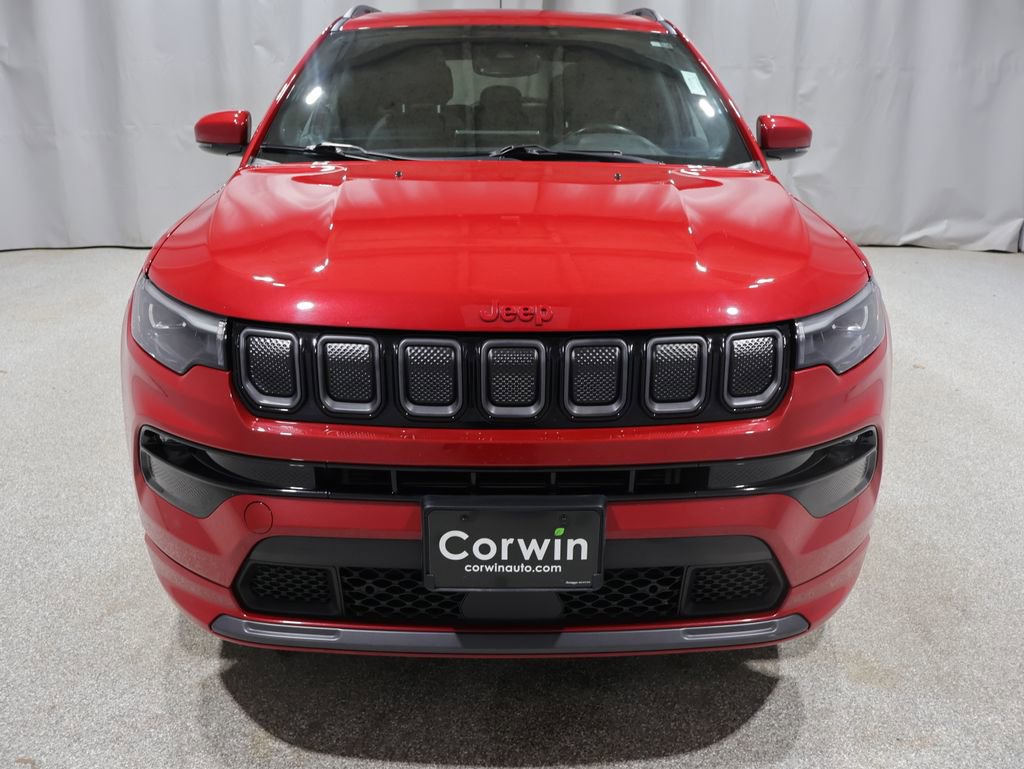 Used 2022 Jeep Compass Limited w/ (RED) Package image 9