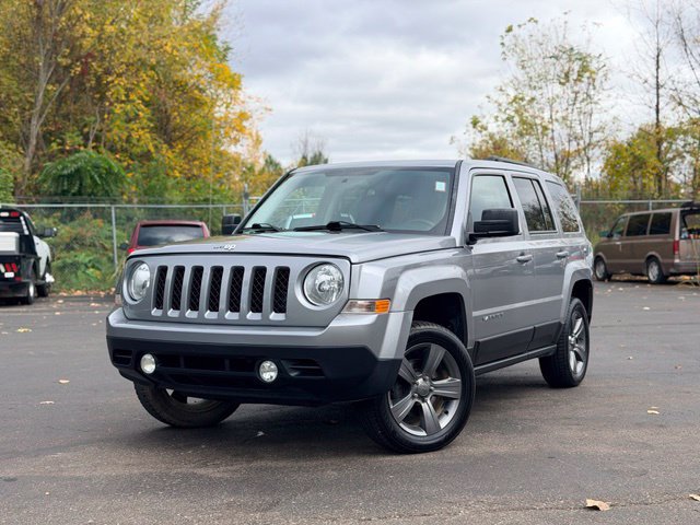 Used 2015 Jeep Patriot High Altitude AWD/4WD image 2
