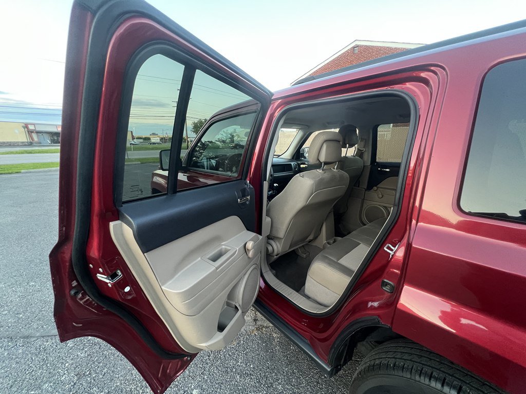 Used 2012 Jeep Patriot Sport w/ Tire & Wheel Group FWD image 14