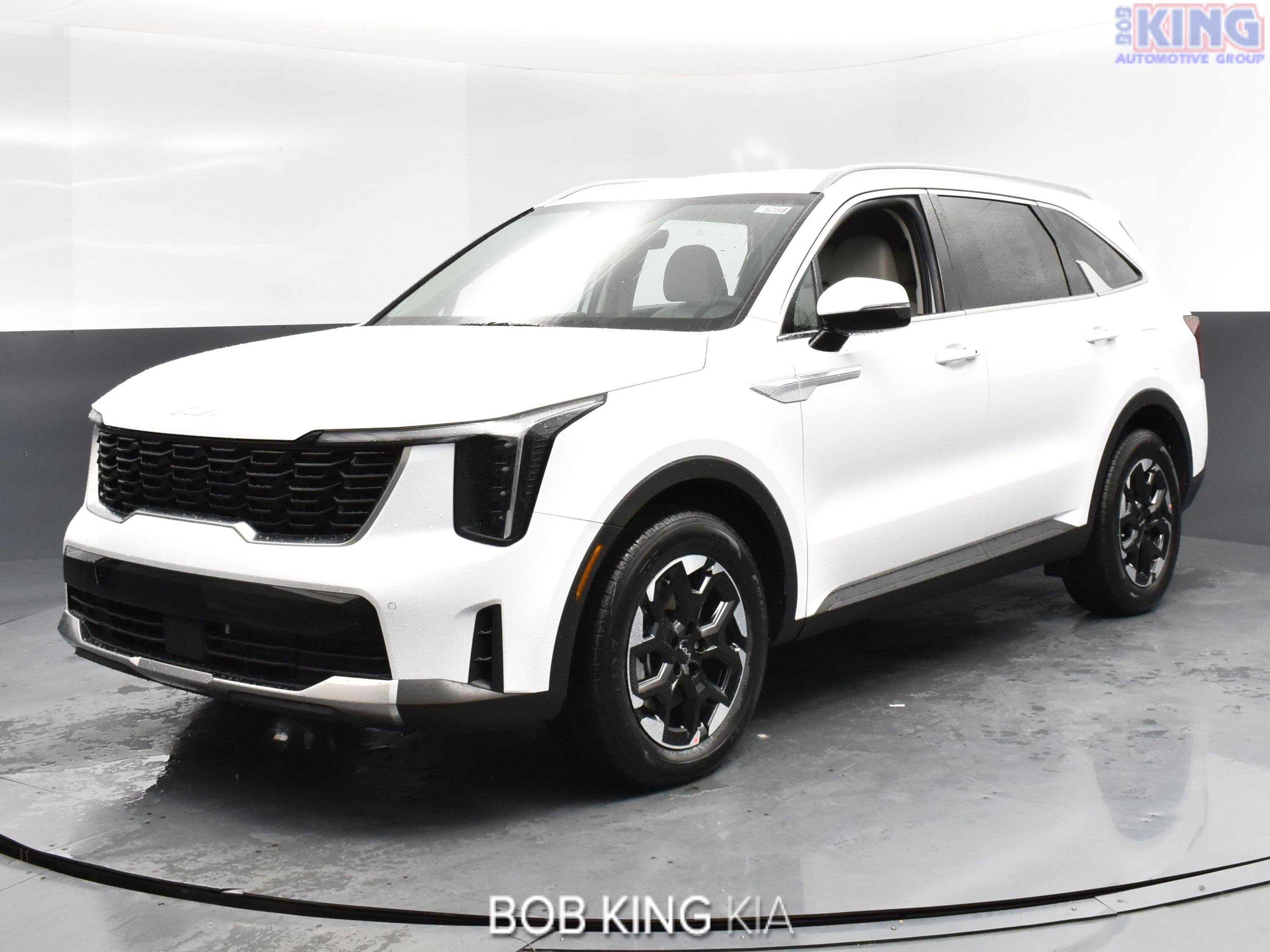 Used 2025 Kia Sorento S