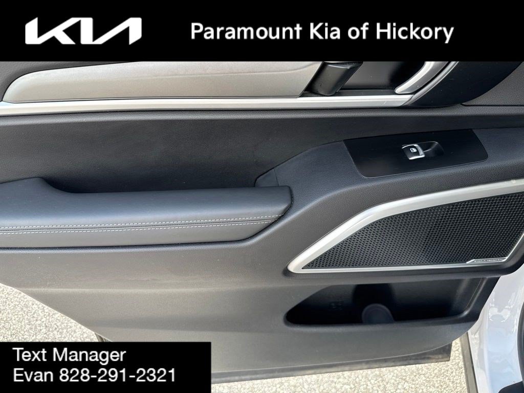 Used 2022 Kia Telluride S AWD/4WD image 16