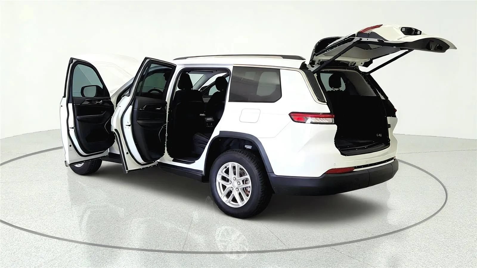 Used 2022 Jeep Grand Cherokee L Laredo w/ Luxury Tech Group I AWD/4WD image 10
