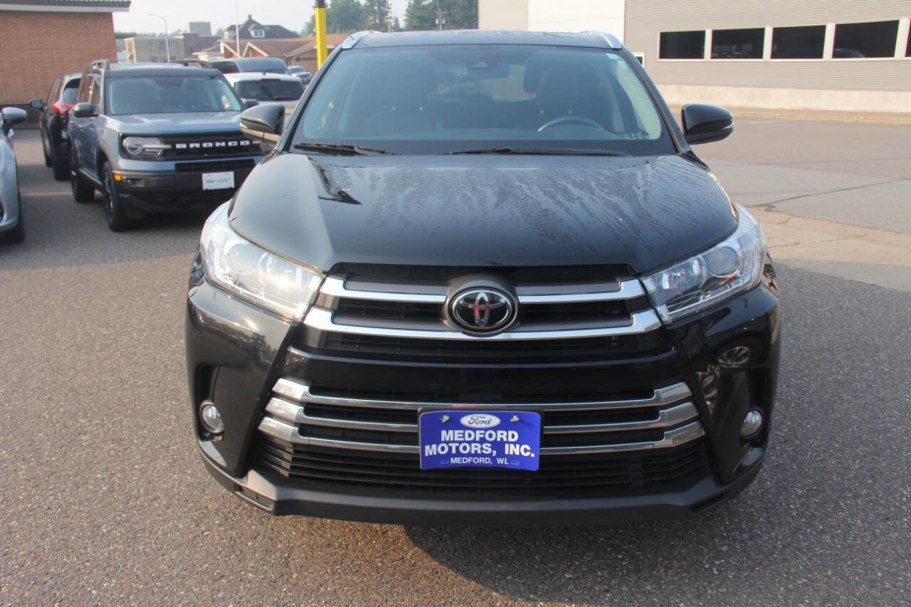 Used 2018 Toyota Highlander Limited AWD 4dr SUV image 10